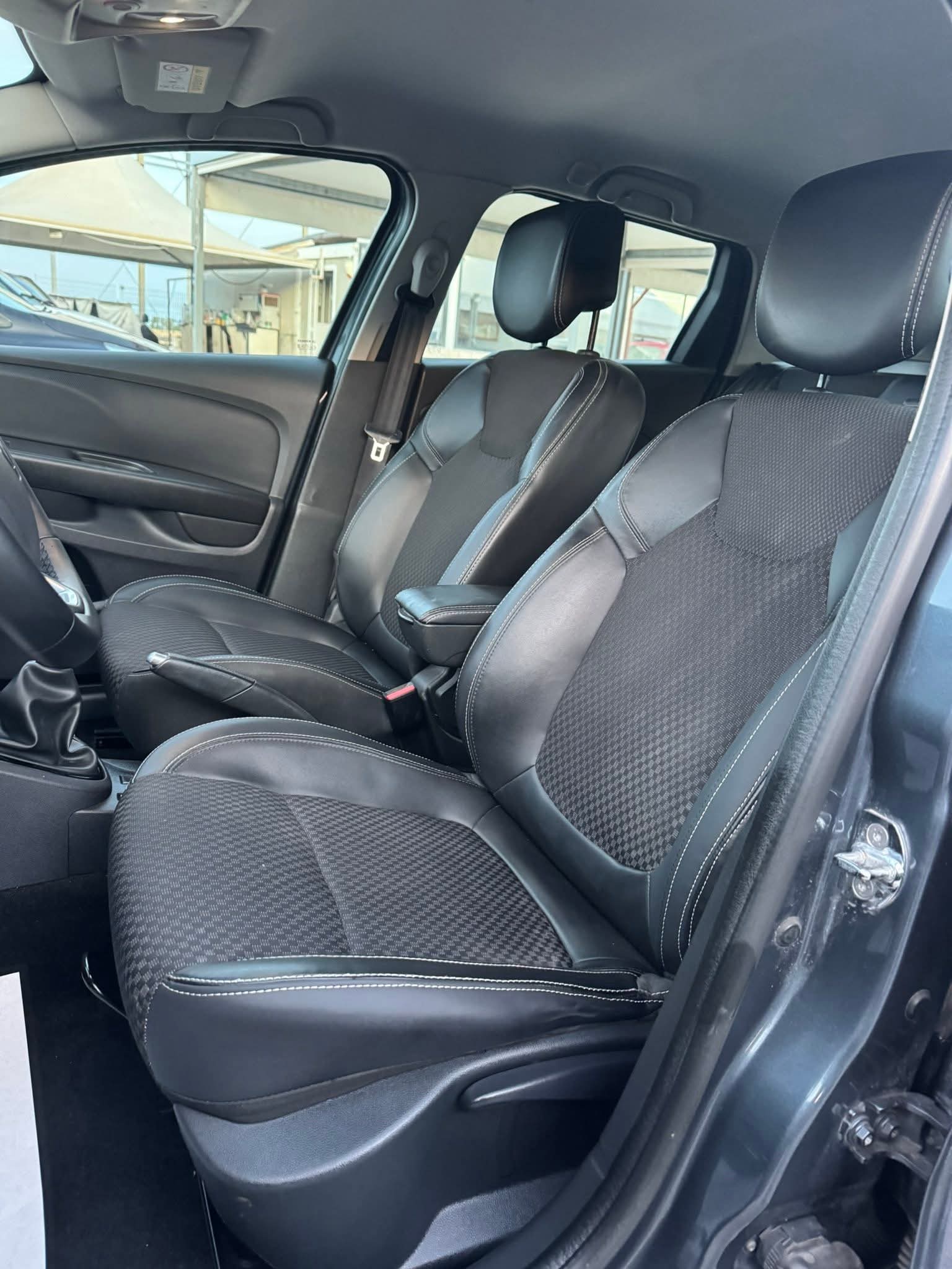 RENAULT CLIO SPORTER - immagine 7