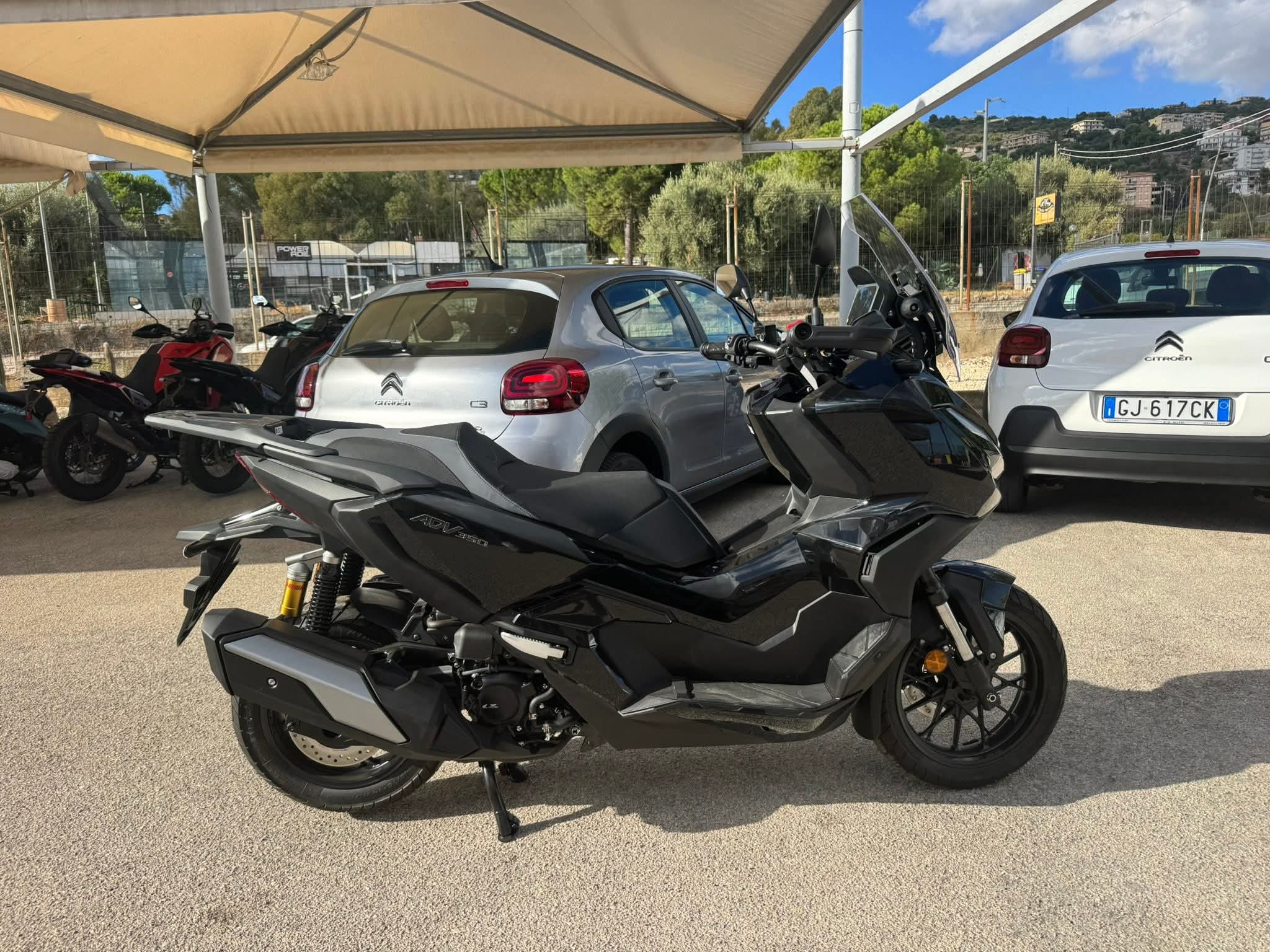HONDA XADV 350 - immagine 4